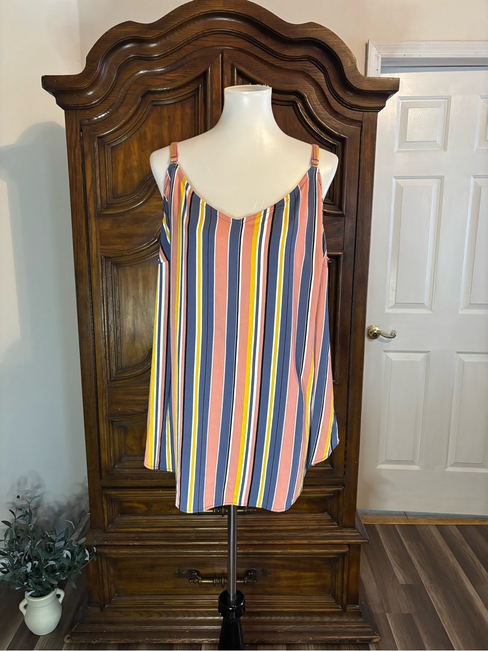 NWOT Torrid Essential Cami vintage stripe